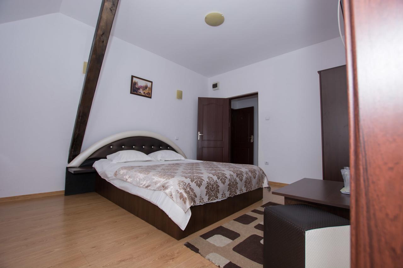 Complex Panoramic Hotell Ranca Eksteriør bilde